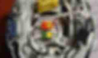 雅阁前排乘客气囊第一气体发生器是哪个 安全气囊气体发生器